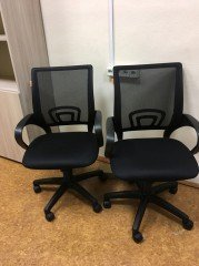Офисные компьютерные кресла для персонала